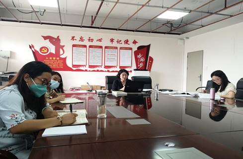 说明:说明:图2:讲课场景2
